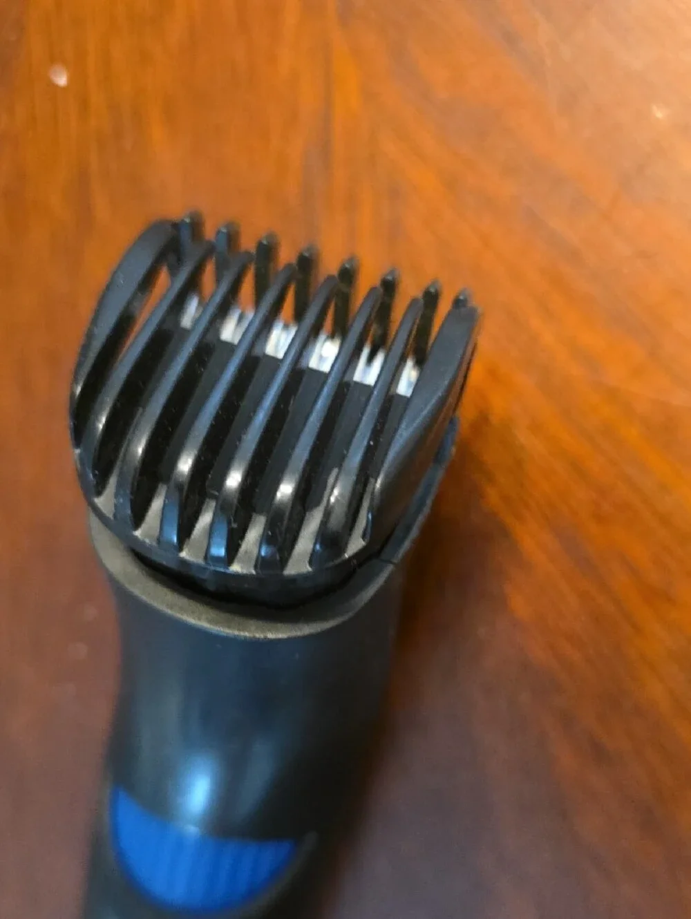 Philips Norelco Corded Trimmer in Black with Blue Dial